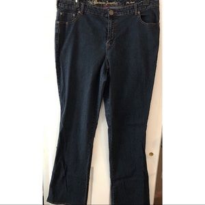 Avenue Boot cut Jeans